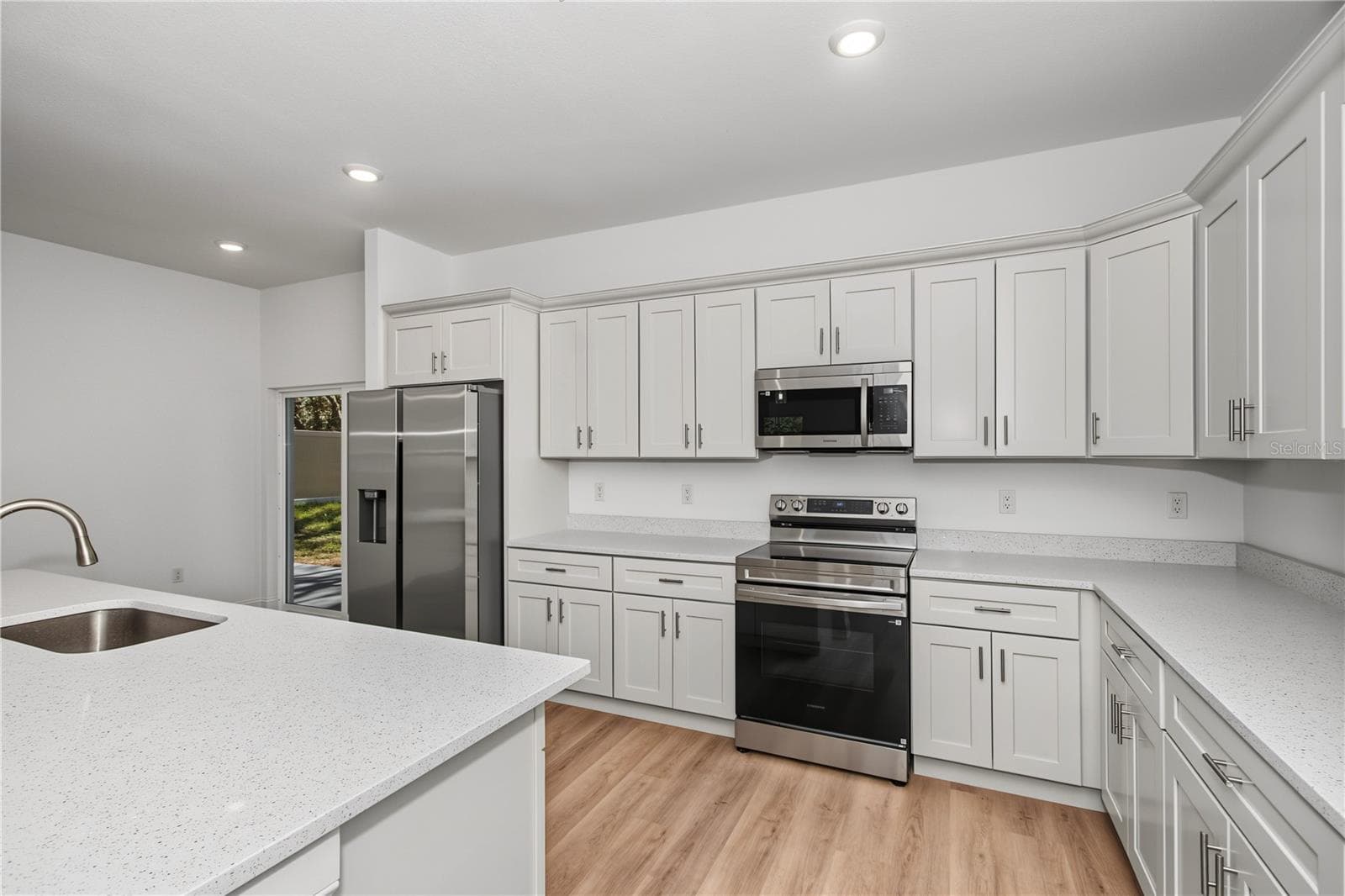 Single Family Residence at 9714 N CALLA LILY DR, CITRUS SPRINGS, photo 6 of 33