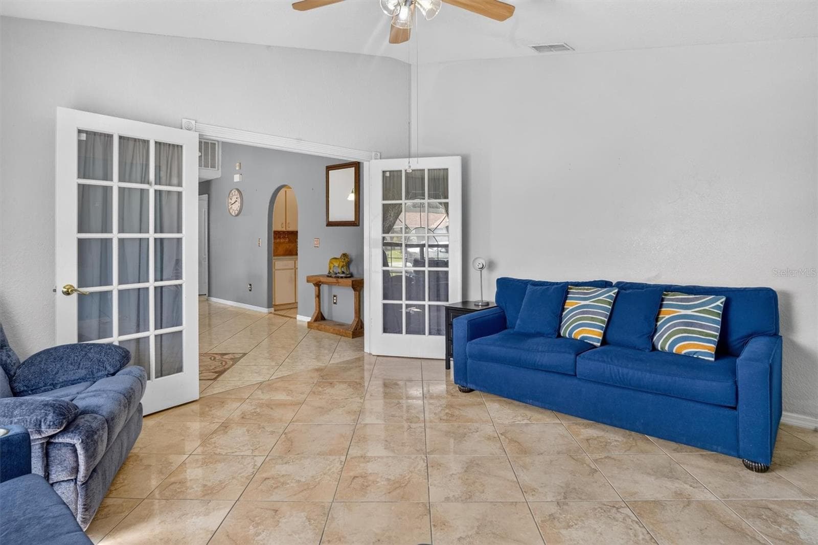 Single Family Residence at 11 YORK CT, KISSIMMEE, photo 10 of 30