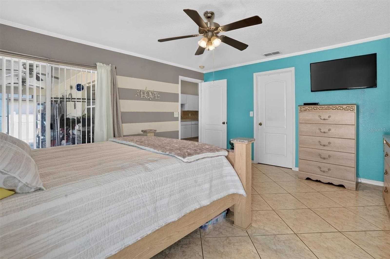 Single Family Residence at 11 YORK CT, KISSIMMEE, photo 13 of 30