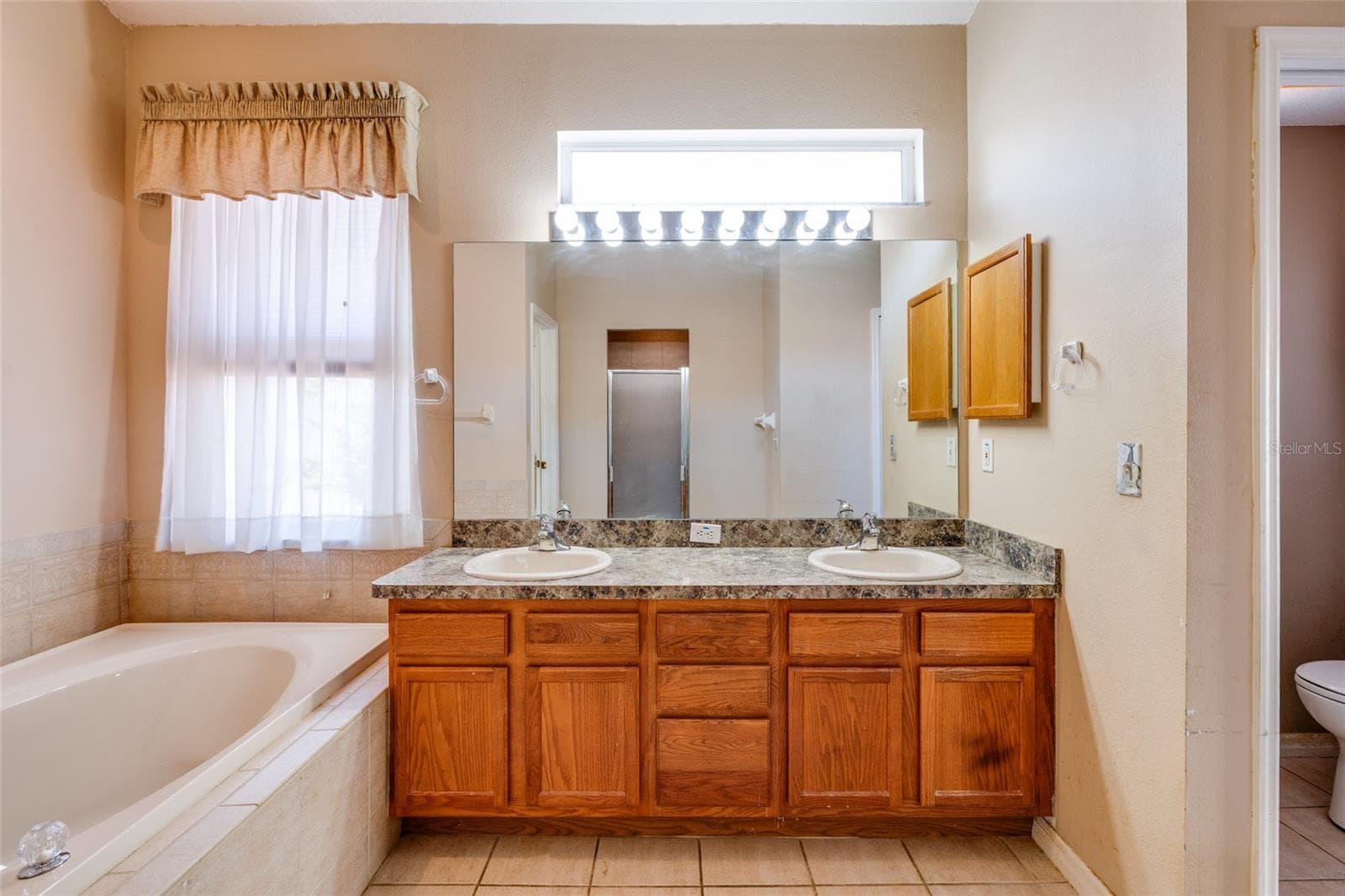 Single Family Residence at 1805 WOOD BEND ST, TARPON SPRINGS, photo 13 of 26