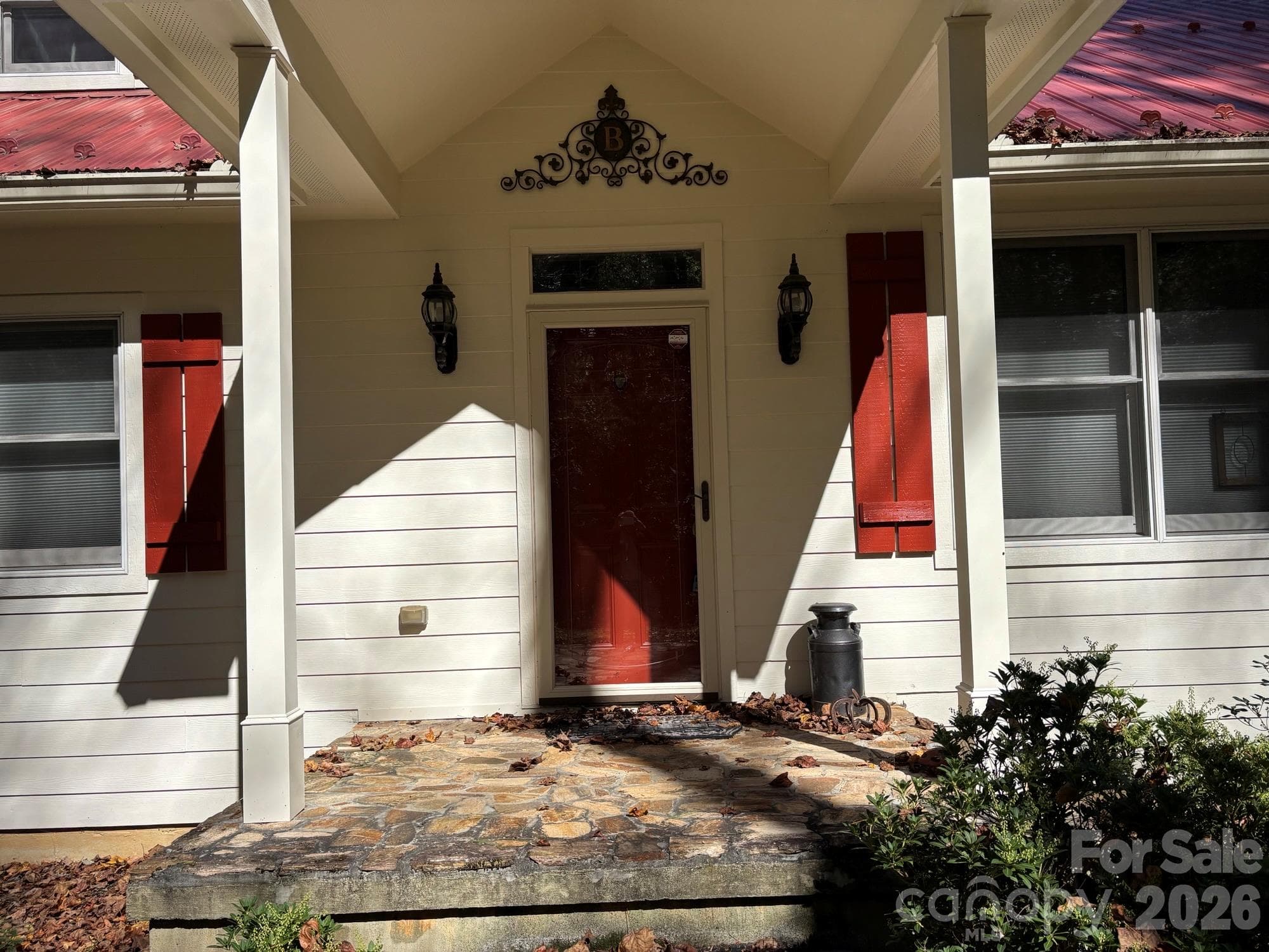 Single Family Residence at 1661 Mckinney Mine Road, Spruce Pine, photo 2 of 26