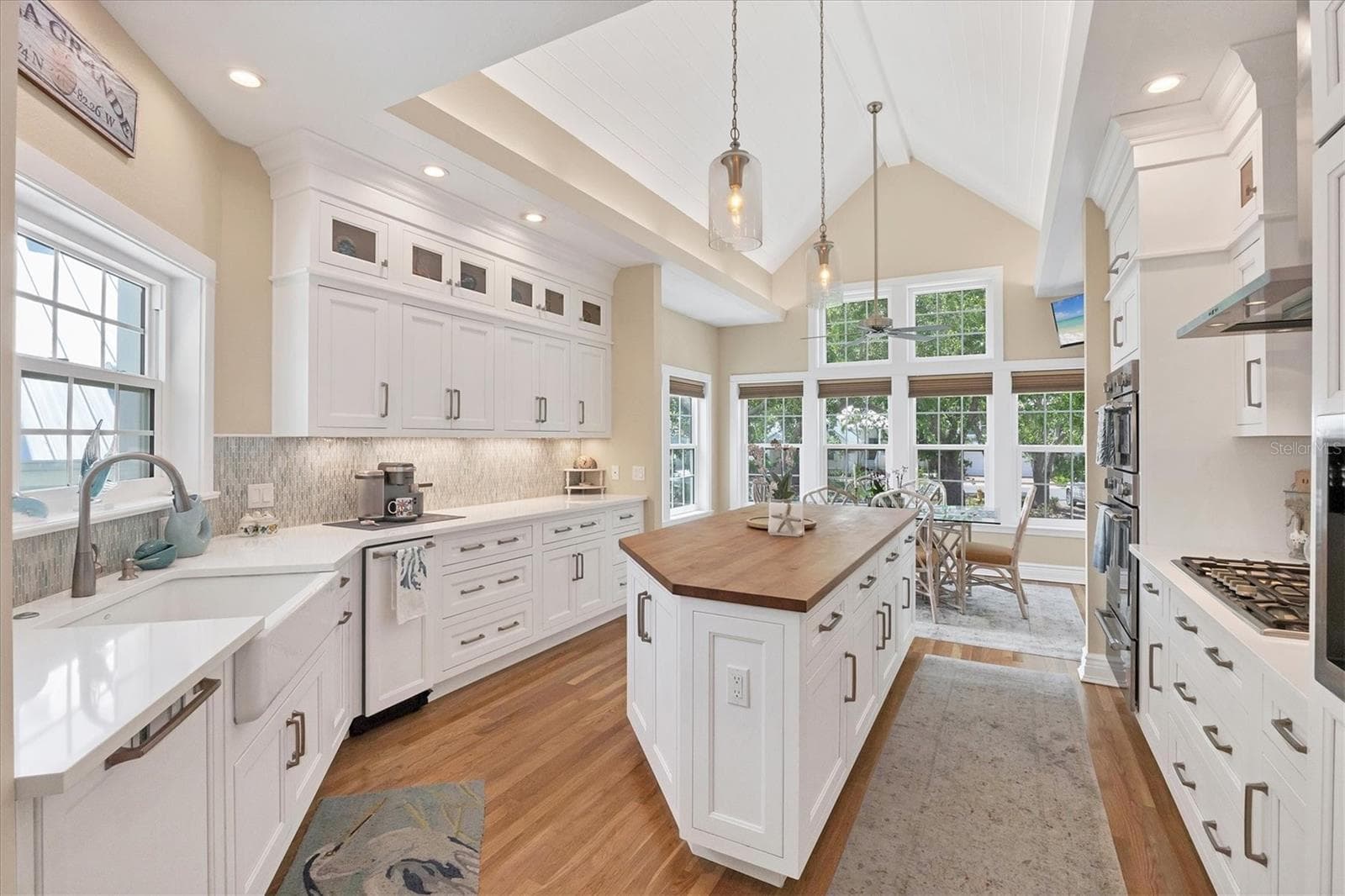 Single Family Residence at 158 CARRICK BEND LN, BOCA GRANDE, photo 5 of 67