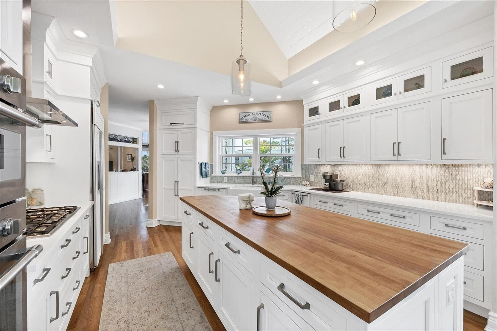 Single Family Residence at 158 CARRICK BEND LN, BOCA GRANDE, photo 7 of 67