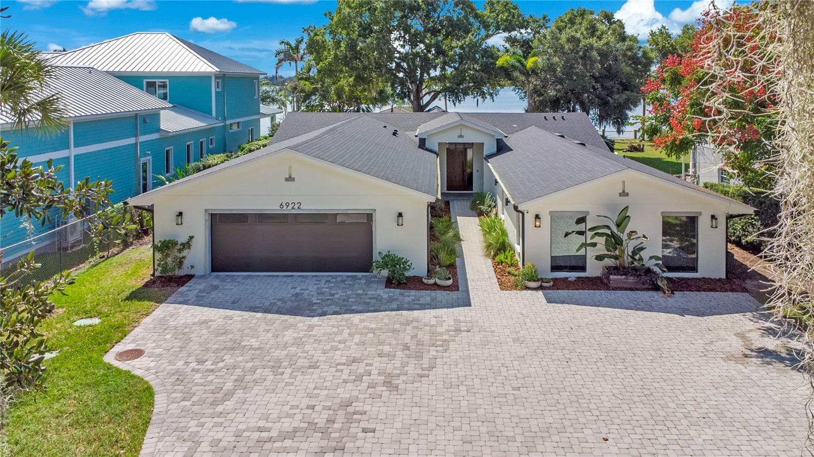 Single Family Residence at 6922 SEMINOLE DR, BELLE ISLE, photo 17 of 62