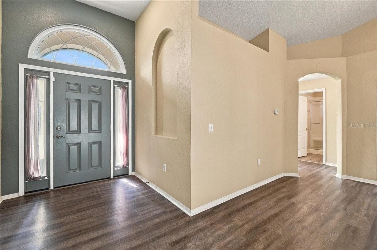 Single Family Residence at 593 TERRANOVA CIR, WINTER HAVEN, photo 3 of 70