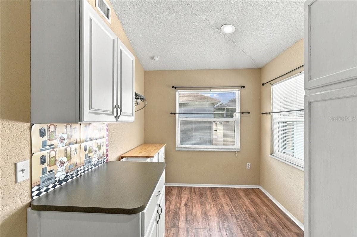 Single Family Residence at 593 TERRANOVA CIR, WINTER HAVEN, photo 17 of 70