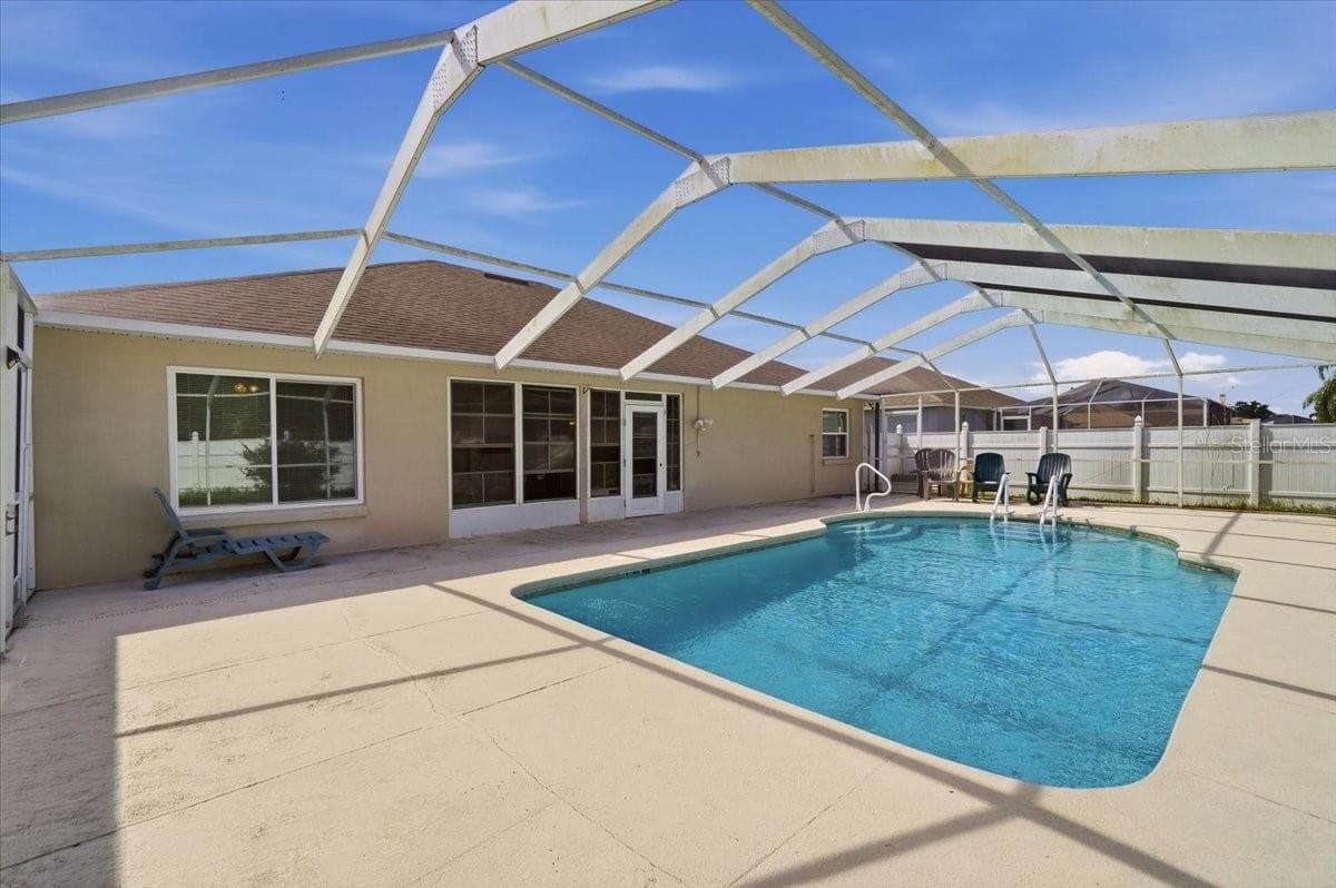Single Family Residence at 593 TERRANOVA CIR, WINTER HAVEN, photo 49 of 70