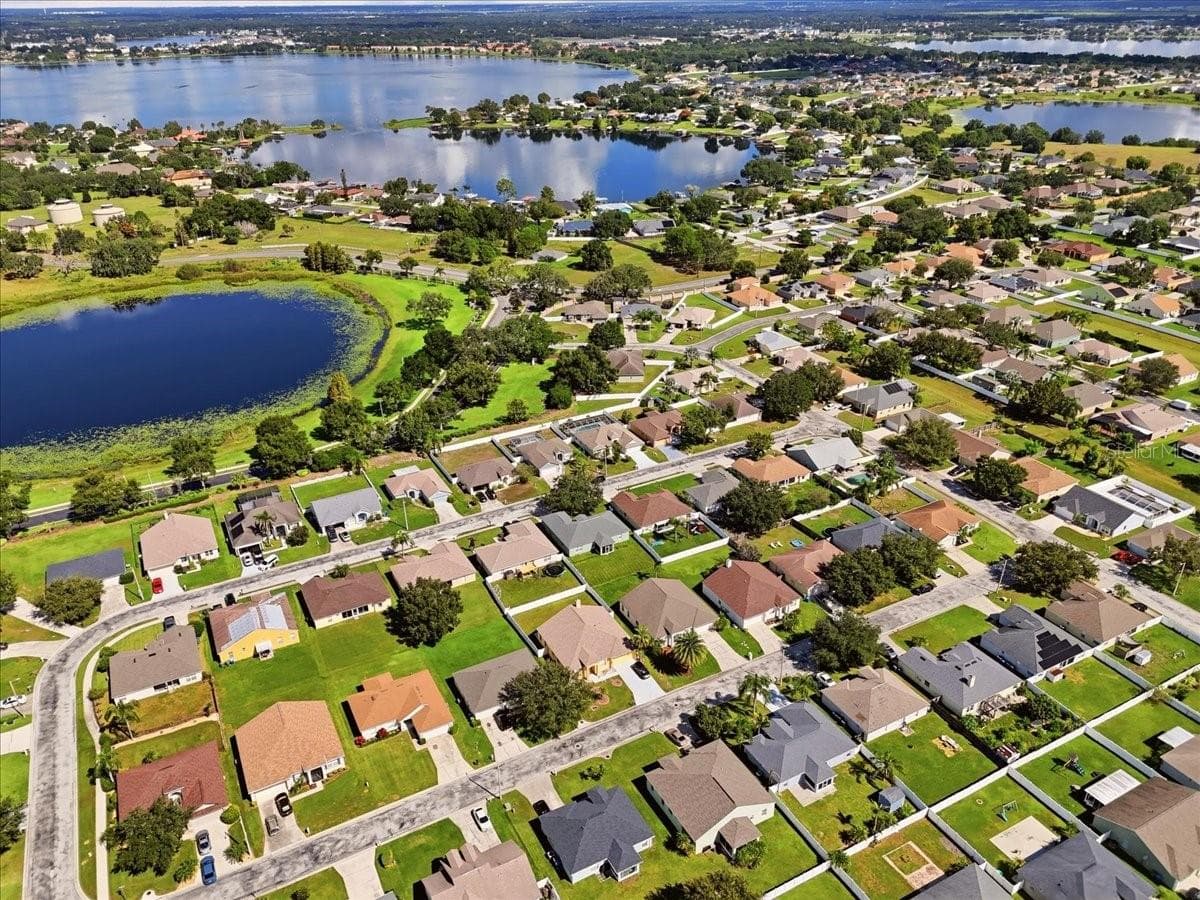 Single Family Residence at 593 TERRANOVA CIR, WINTER HAVEN, photo 61 of 70