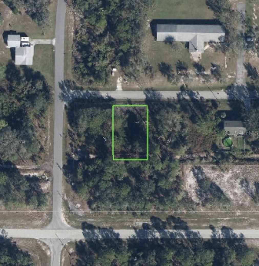 Aerial view of Miller Ave, Wildflower St and Gardenia St - 801 GARDENIA ST, LAKE PLACID