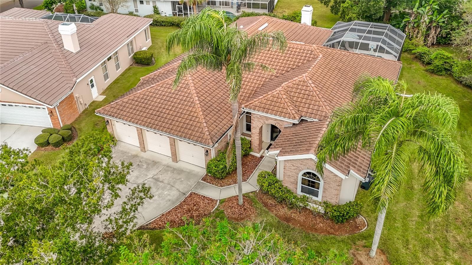 Single Family Residence at 8704 BROADGREEN CT, TAMPA, photo 8 of 91