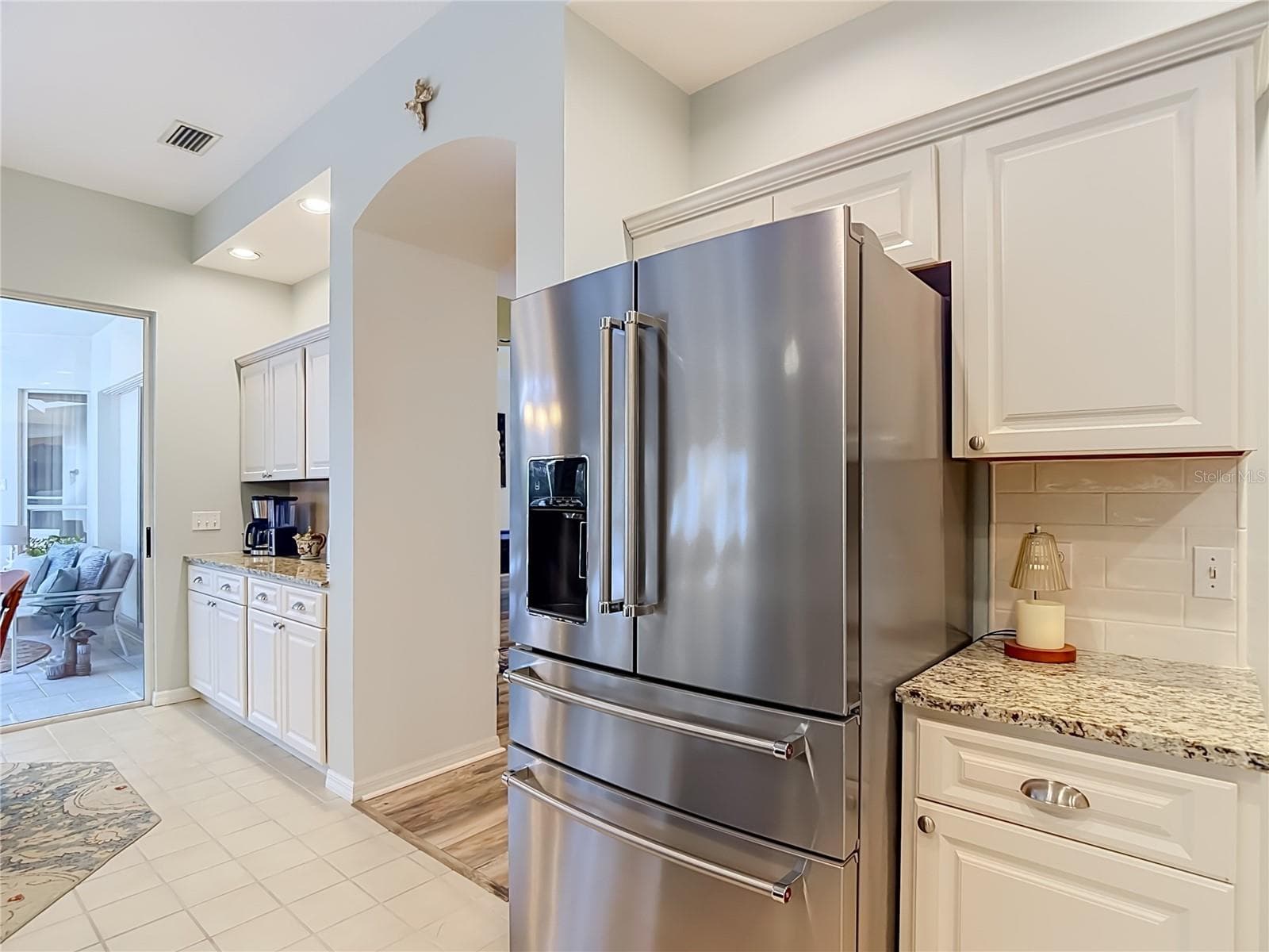Single Family Residence at 8704 BROADGREEN CT, TAMPA, photo 15 of 91