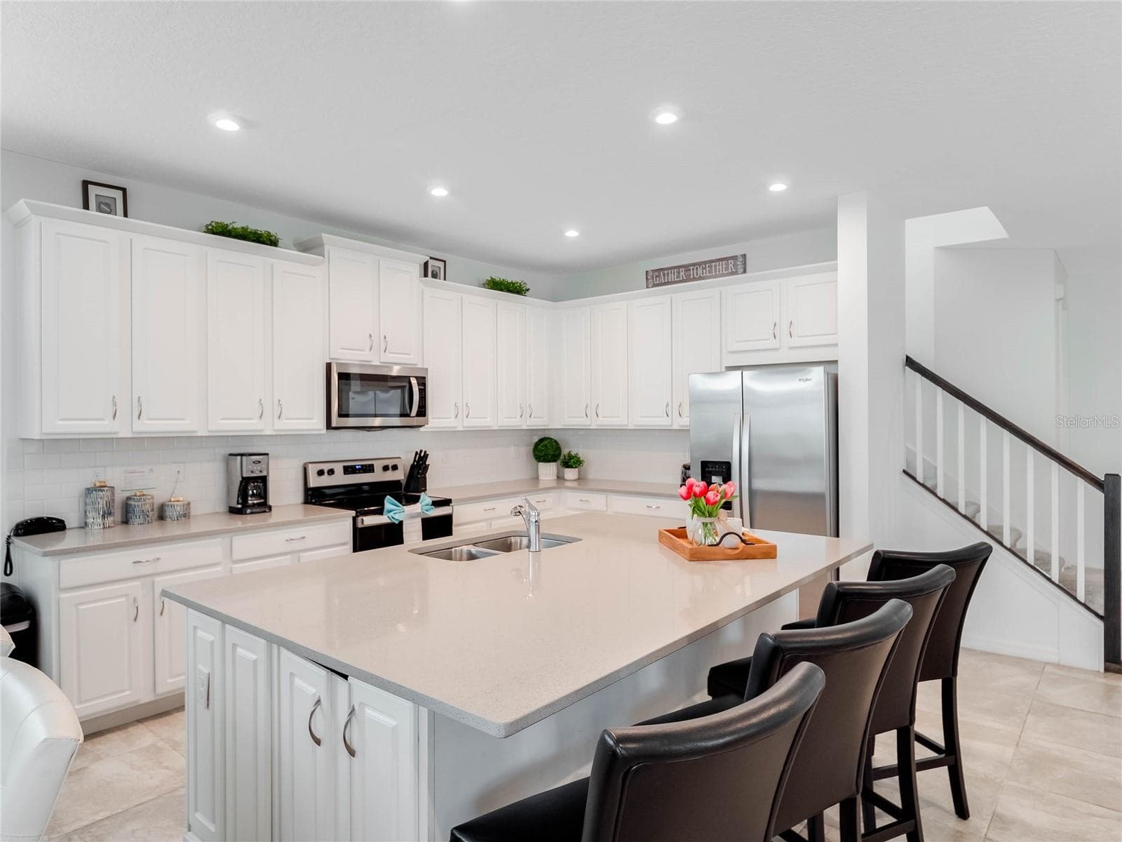 Single Family Residence at 8951 HILTON RIDGE AVE, KISSIMMEE, photo 5 of 36