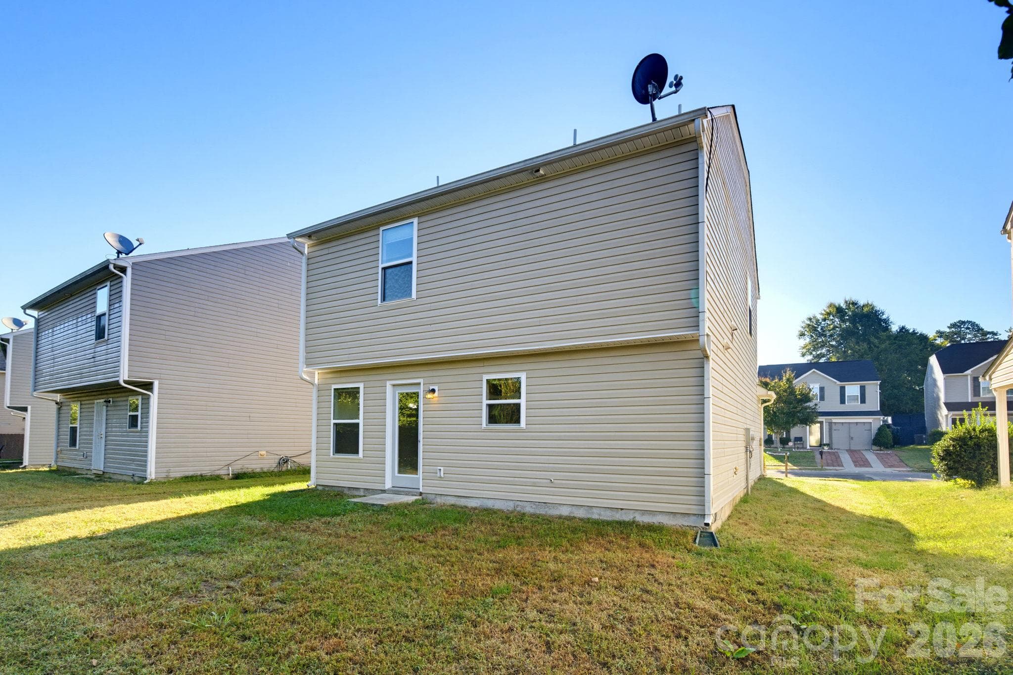Single Family Residence at 5718 Natick Drive, Charlotte, photo 27 of 27
