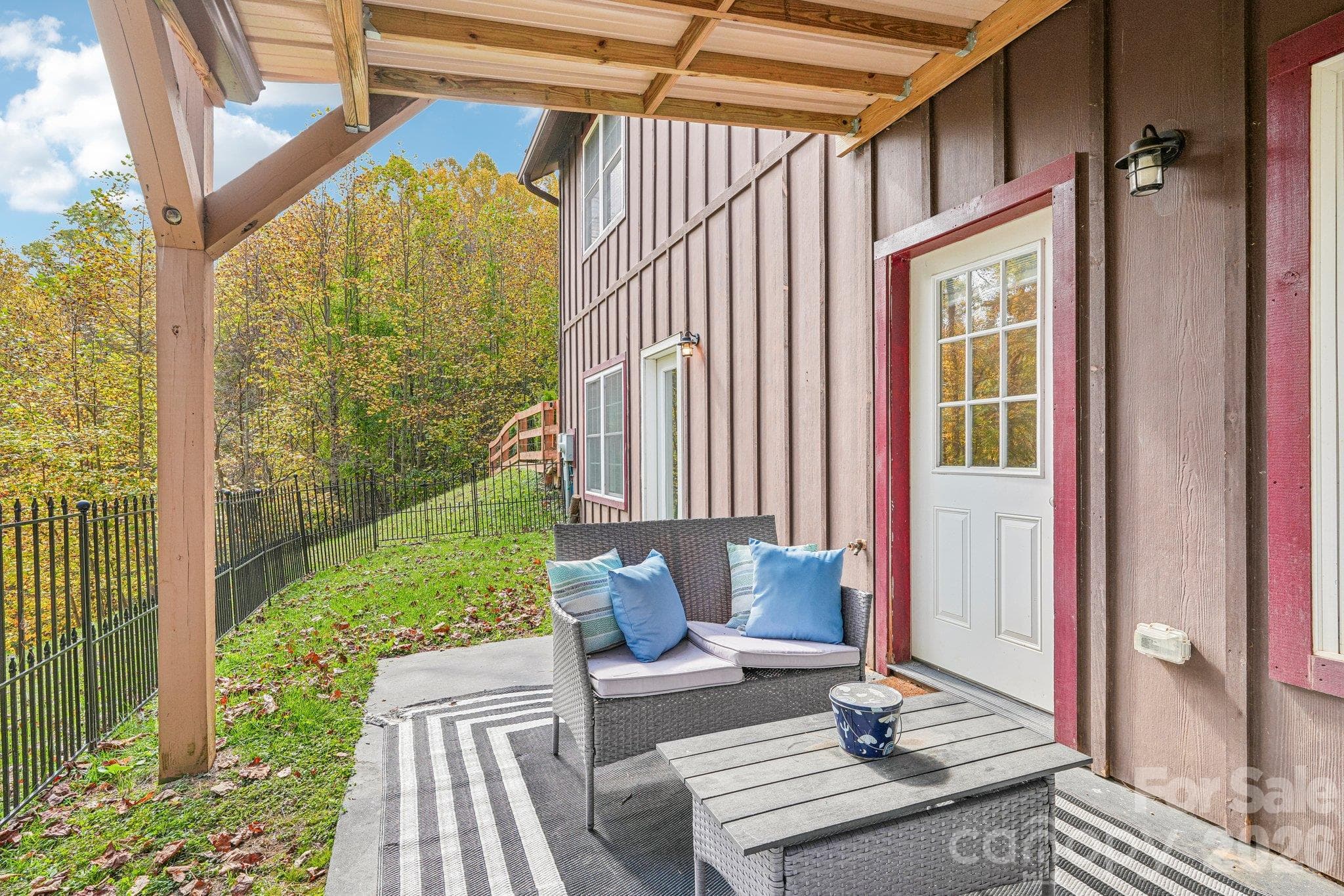 Single Family Residence at 198 Eagles Drive, Boone, photo 33 of 44