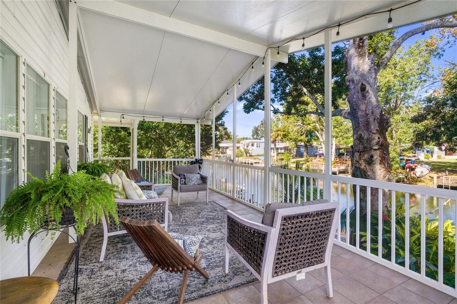 Back porch - 6331 THEODAN ST, WEEKI WACHEE