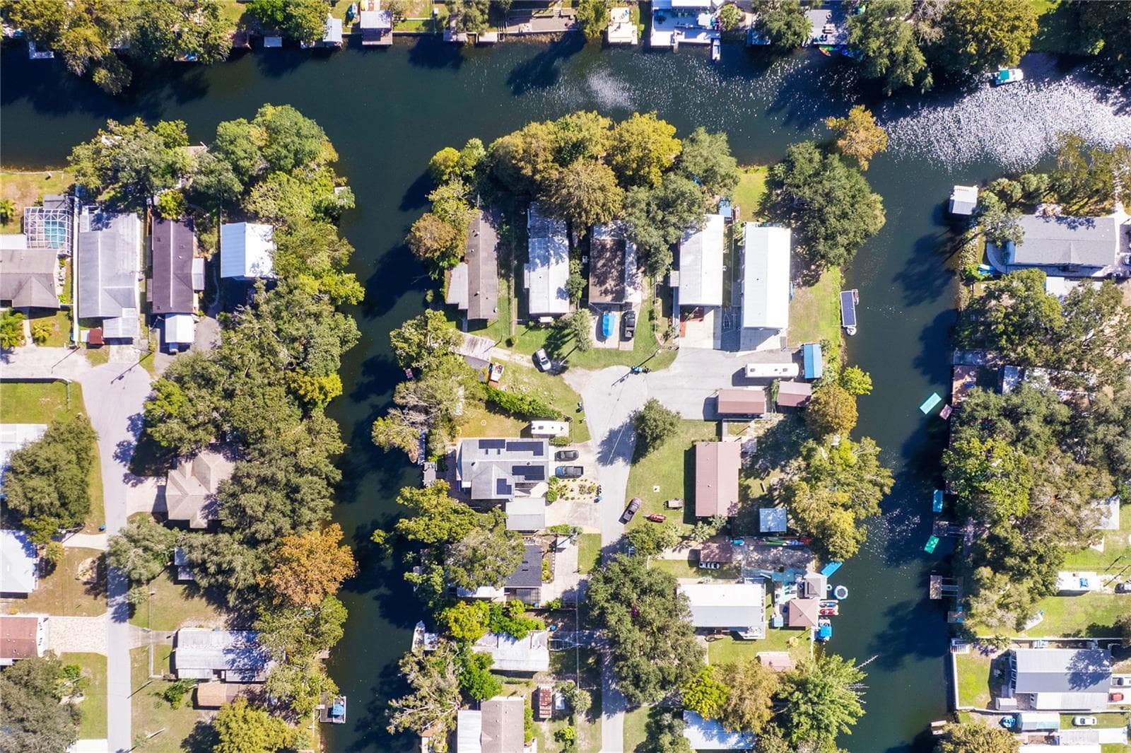 Manufactured Home at 6331 THEODAN ST, WEEKI WACHEE, photo 62 of 64