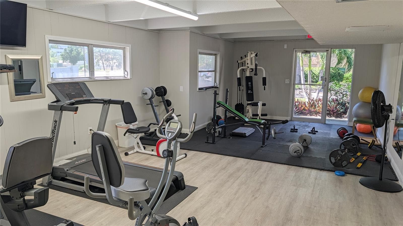 Condominium at 9940 47TH AVE N #206, ST PETERSBURG, photo 27 of 42