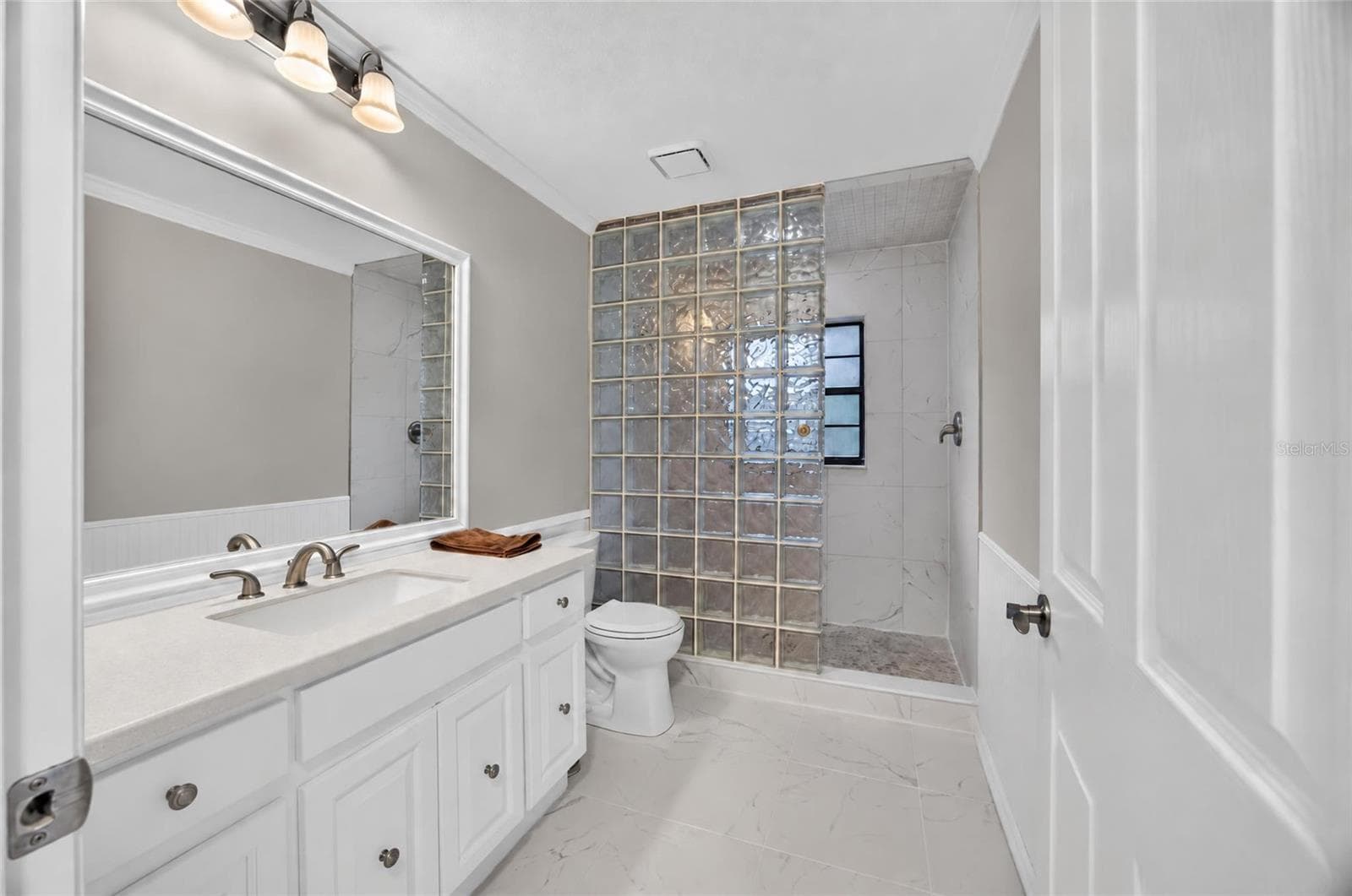 Guest Bathroom - 3432 SW 51ST TER, OCALA