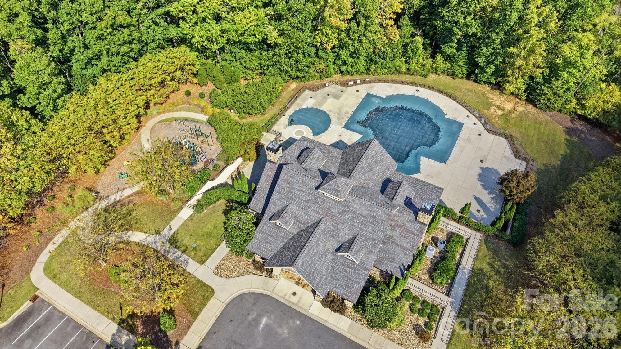 Townhouse at 1138 Streamside Lane, York, photo 3 of 42