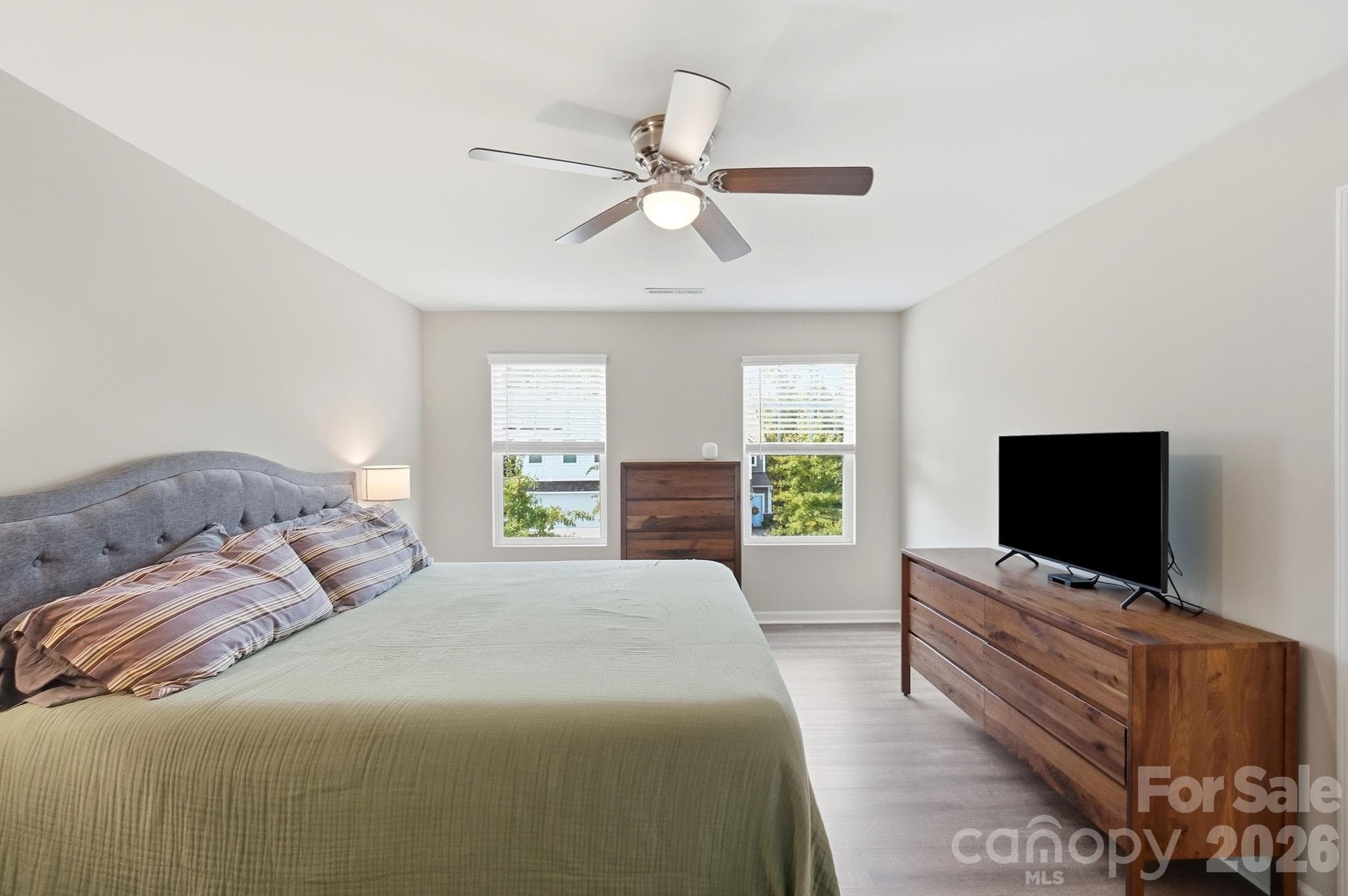 Townhouse at 1138 Streamside Lane, York, photo 20 of 42