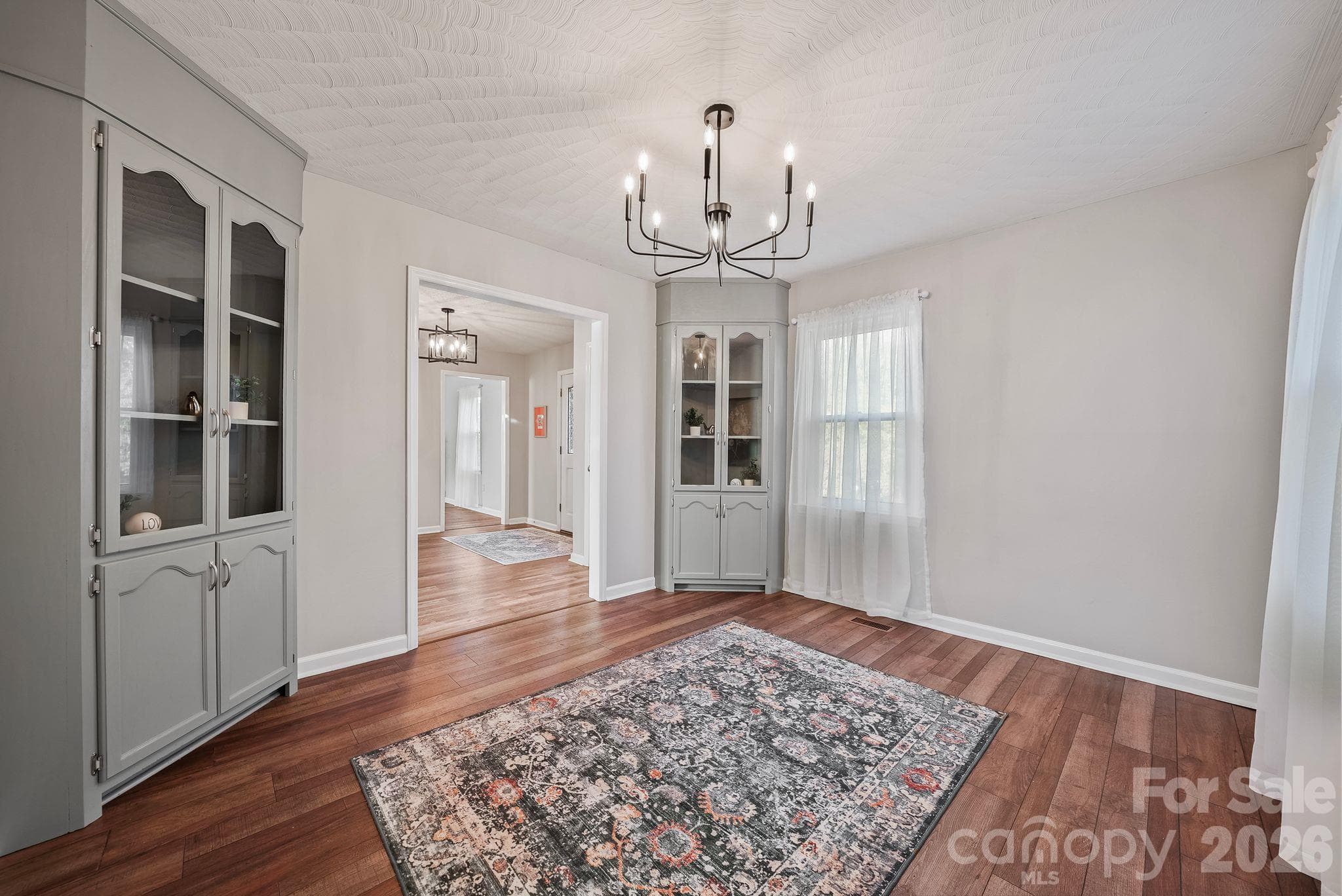 Single Family Residence at 5976 Gold Creek Estate Drive, Hickory, photo 4 of 39