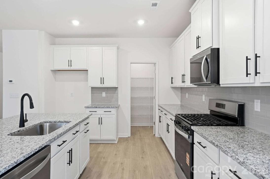 Photo is representation only- please confirm selections with onsite Sales Counselor. - 317 Barnstable Drive, Monroe