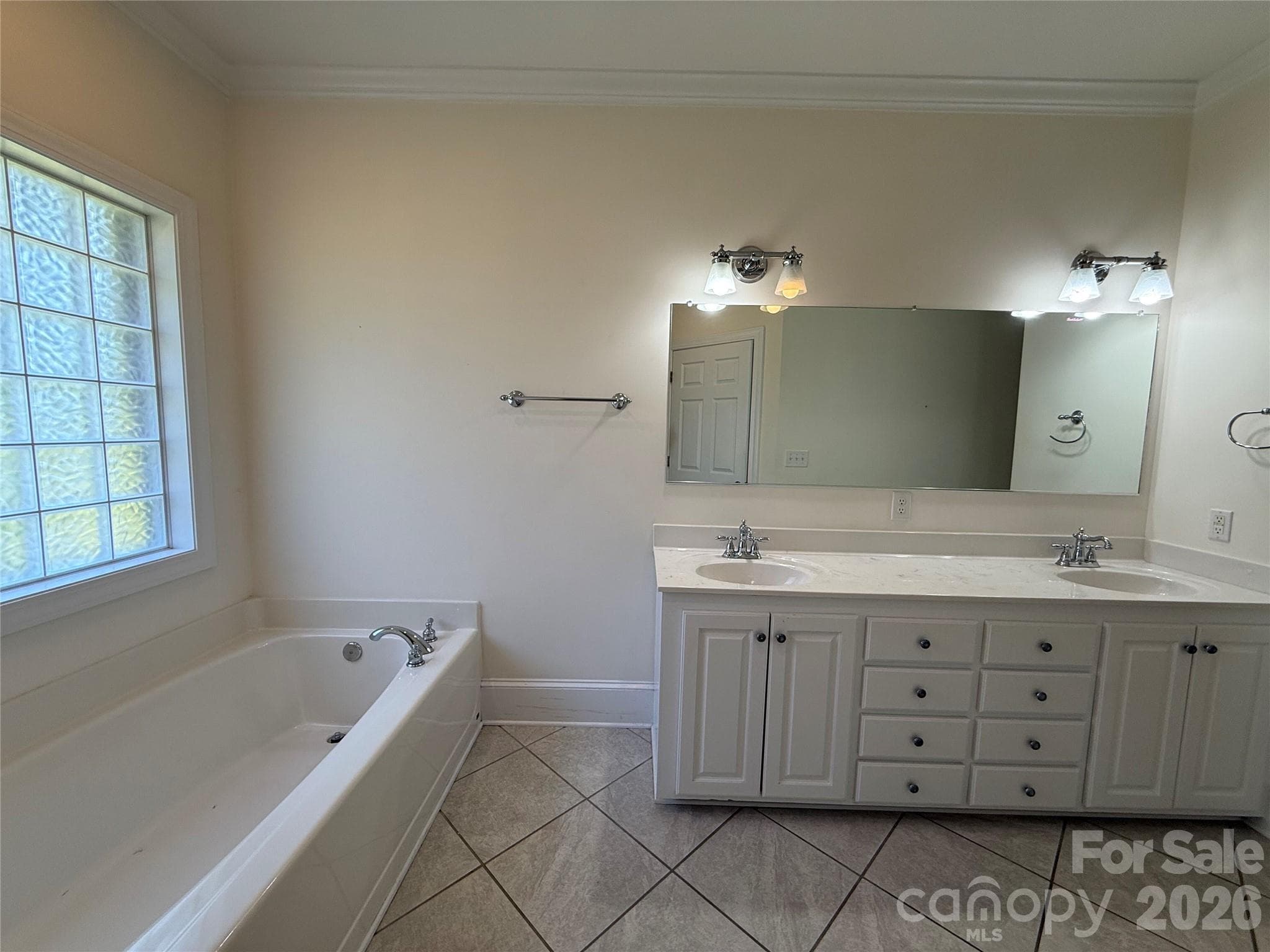 Single Family Residence at 123 JL Love Road, Jefferson, photo 16 of 32