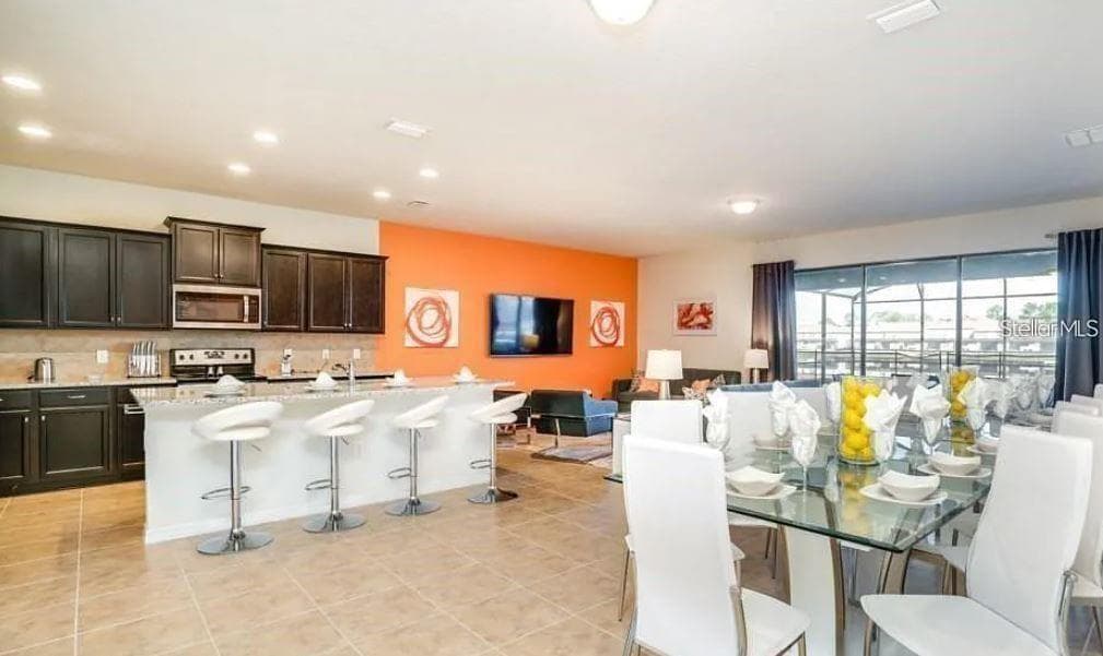 Single Family Residence at 8817 CORCOVADO DR, KISSIMMEE, photo 6 of 37