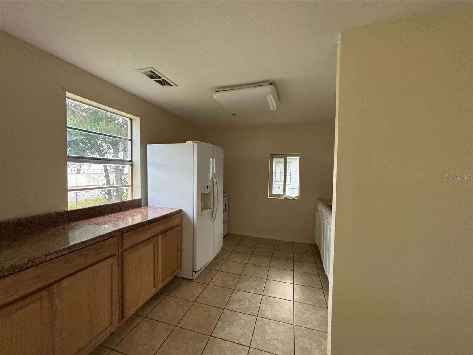 Single Family Residence at 239 MCKEAN ST, AUBURNDALE, photo 7 of 26
