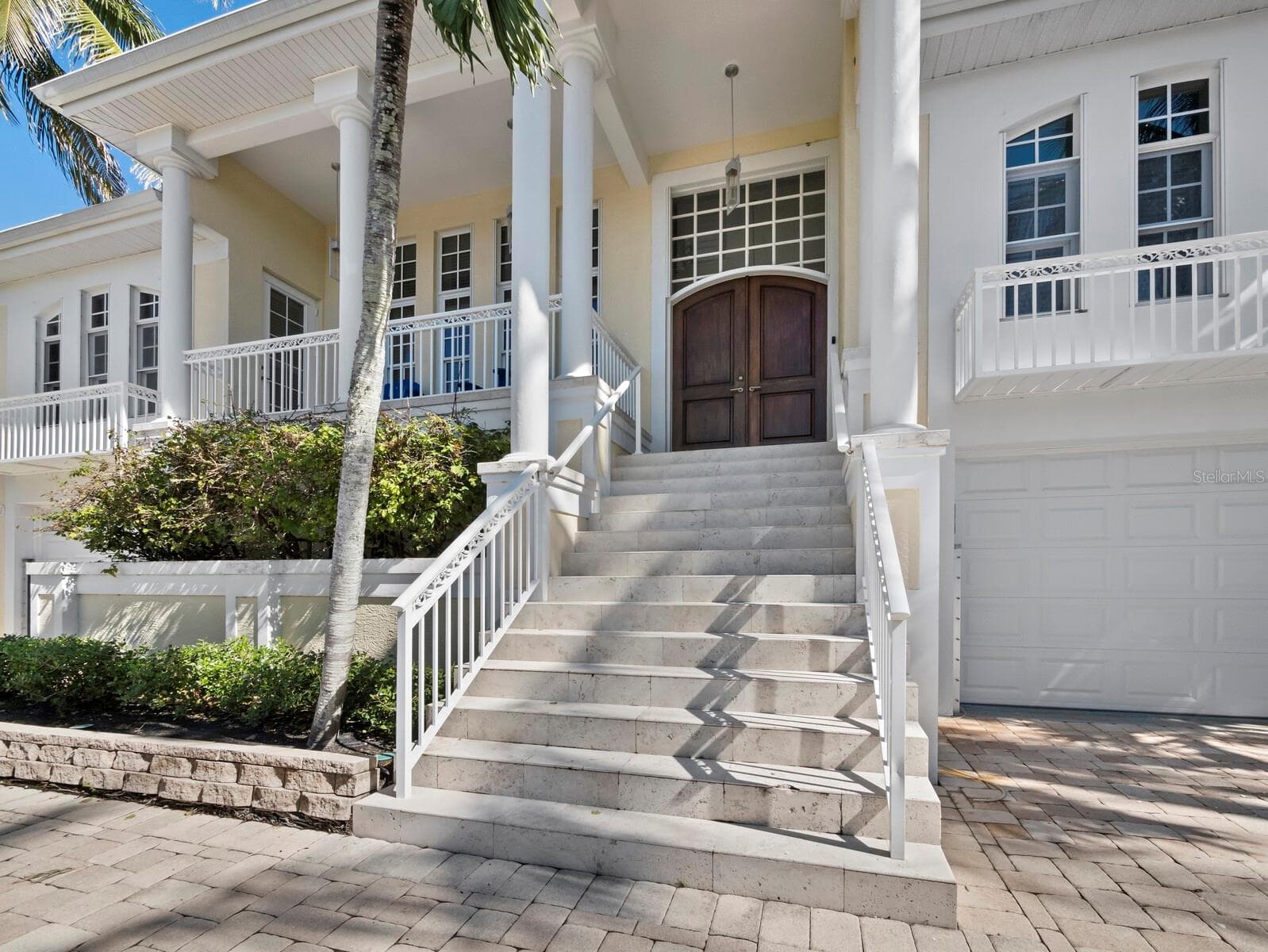 Single Family Residence at 550 NORTON ST, LONGBOAT KEY, photo 5 of 57