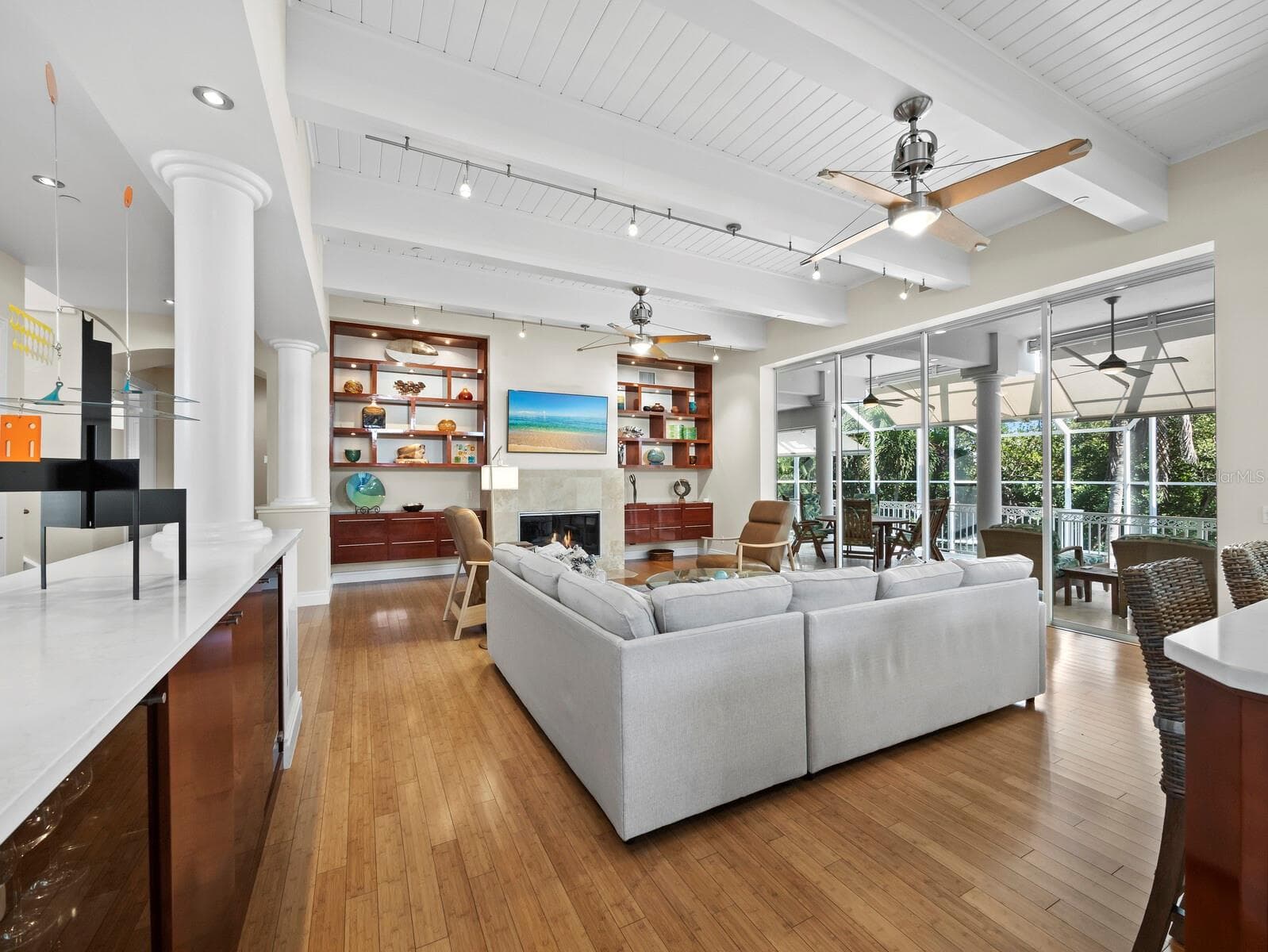 Single Family Residence at 550 NORTON ST, LONGBOAT KEY, photo 8 of 57