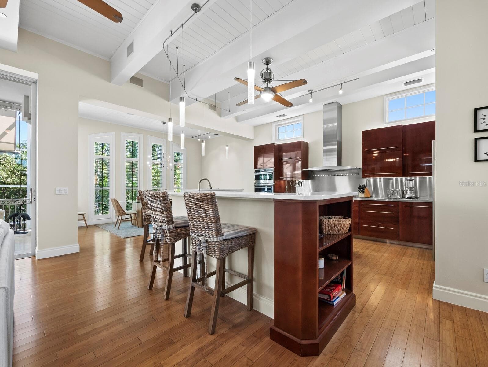 Single Family Residence at 550 NORTON ST, LONGBOAT KEY, photo 17 of 57