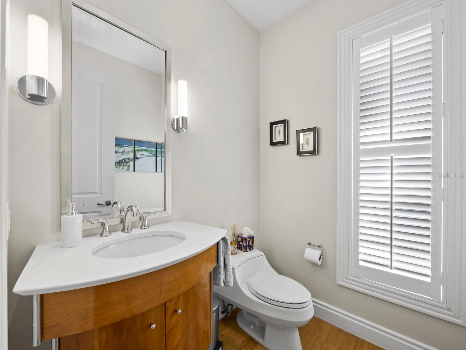 Single Family Residence at 550 NORTON ST, LONGBOAT KEY, photo 20 of 57