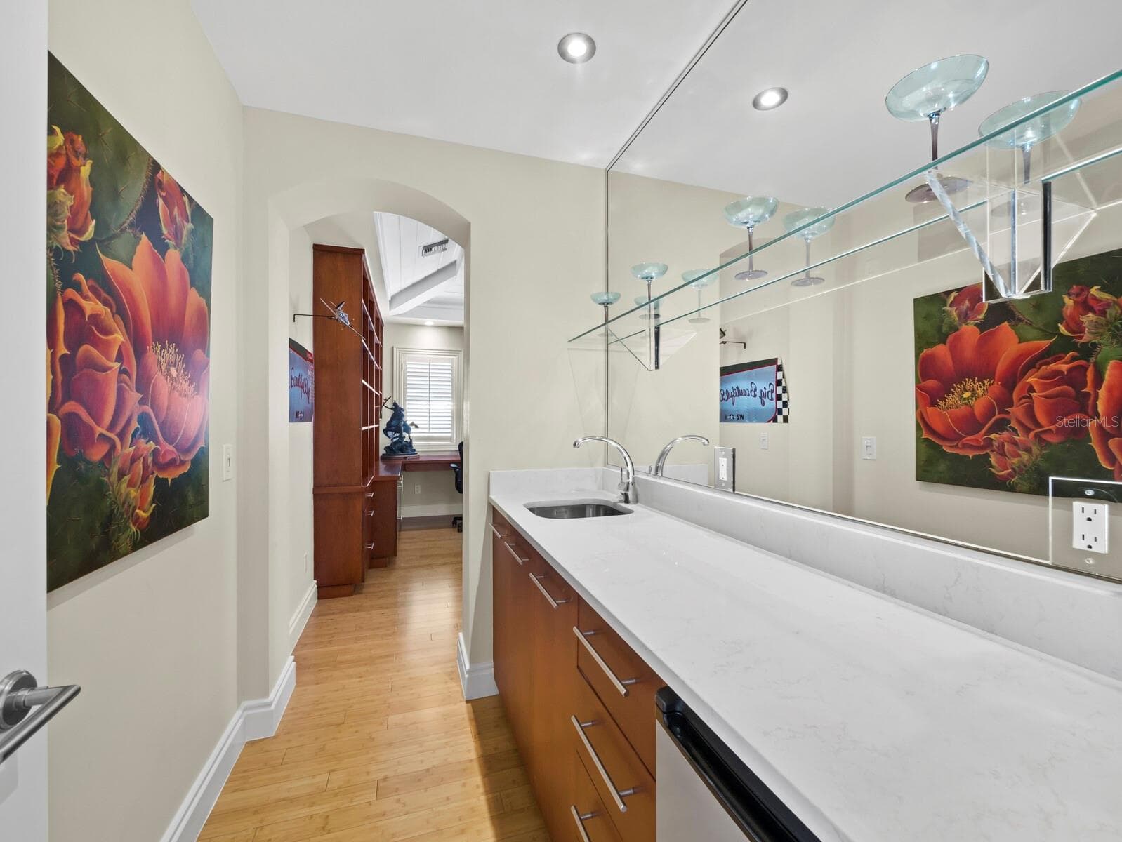 Single Family Residence at 550 NORTON ST, LONGBOAT KEY, photo 31 of 57