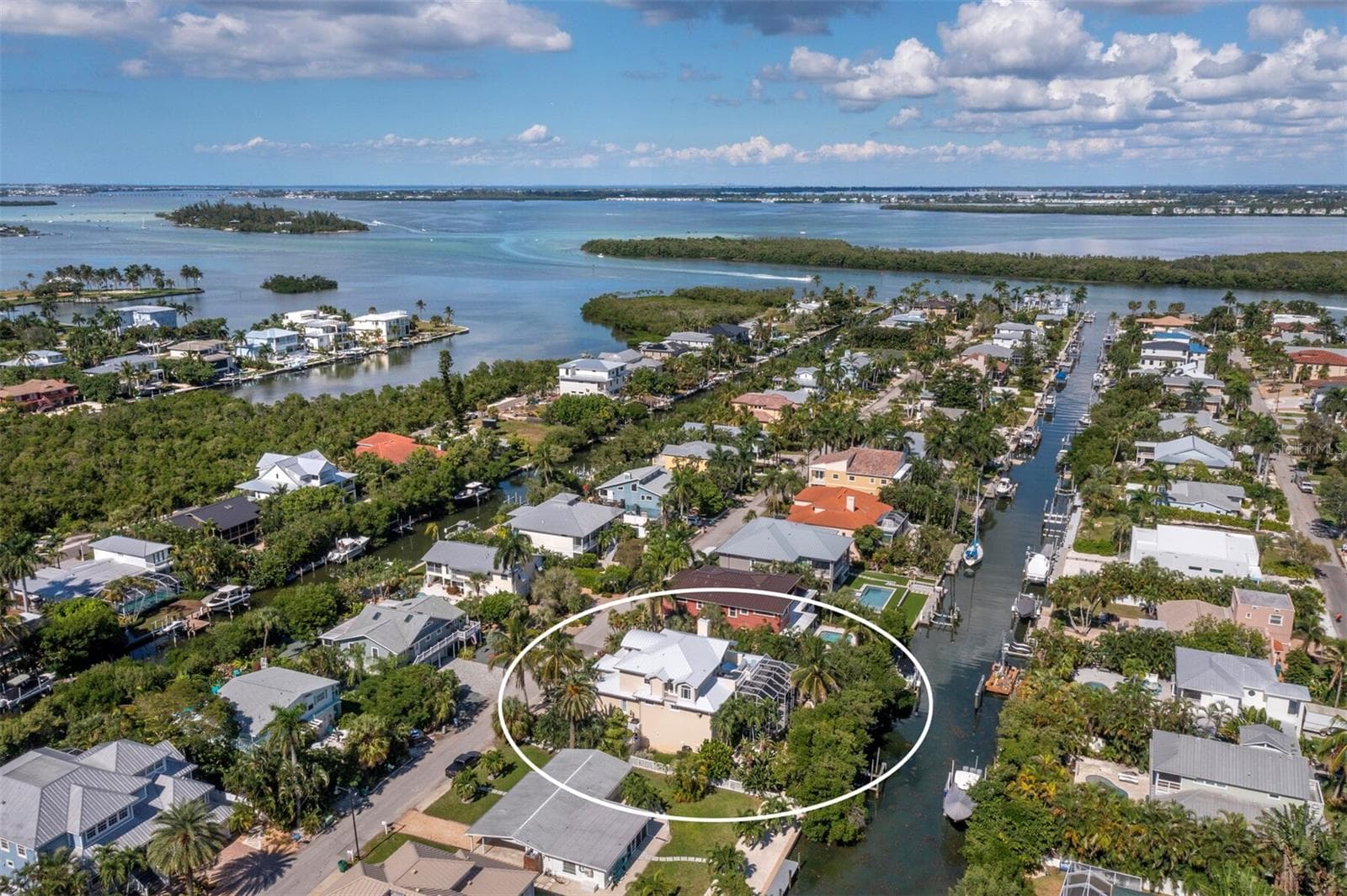 Single Family Residence at 550 NORTON ST, LONGBOAT KEY, photo 53 of 57
