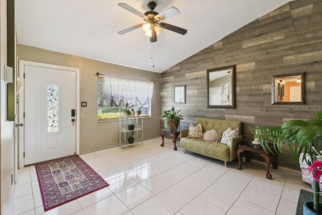 Living Room - 8509 LYONIA DR, ORLANDO