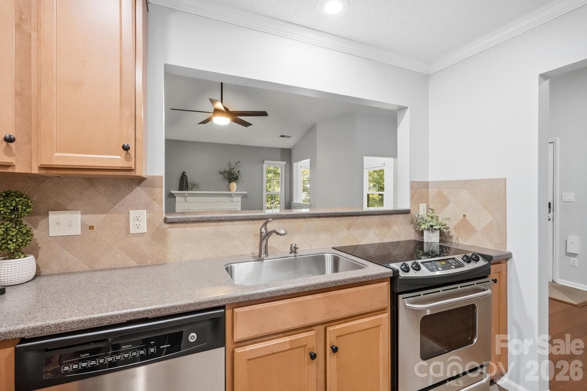 Condominium at 6140 Gray Gate Lane, Charlotte, photo 31 of 49
