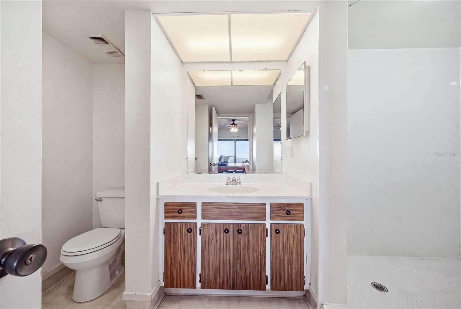 Condominium at 4141 BAYSHORE BLVD #905, TAMPA, photo 18 of 45