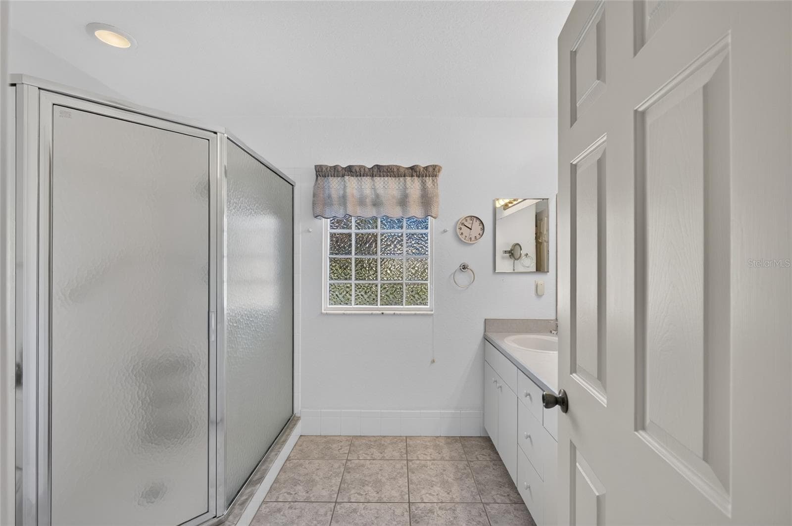 PRIMARY BATH - 9034 SE 135TH ST, SUMMERFIELD