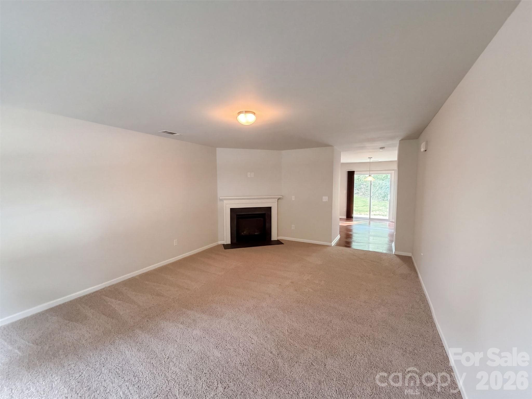 Single Family Residence at 900 Etta Place, Gastonia, photo 2 of 30