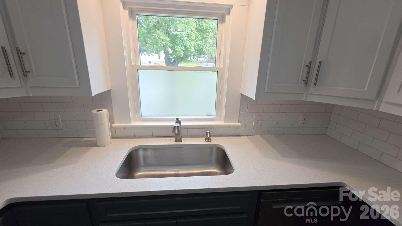 Single Family Residence at 2804 Florida Avenue, Kannapolis, photo 7 of 25