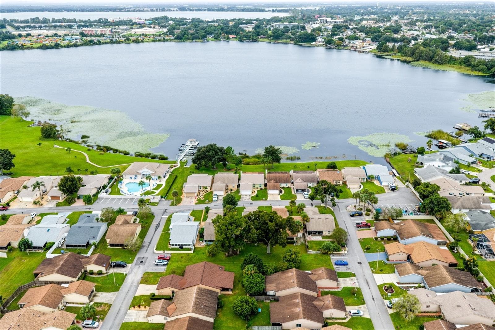 Single Family Residence at 3947 CYPRESS LNDG W, WINTER HAVEN, photo 6 of 23