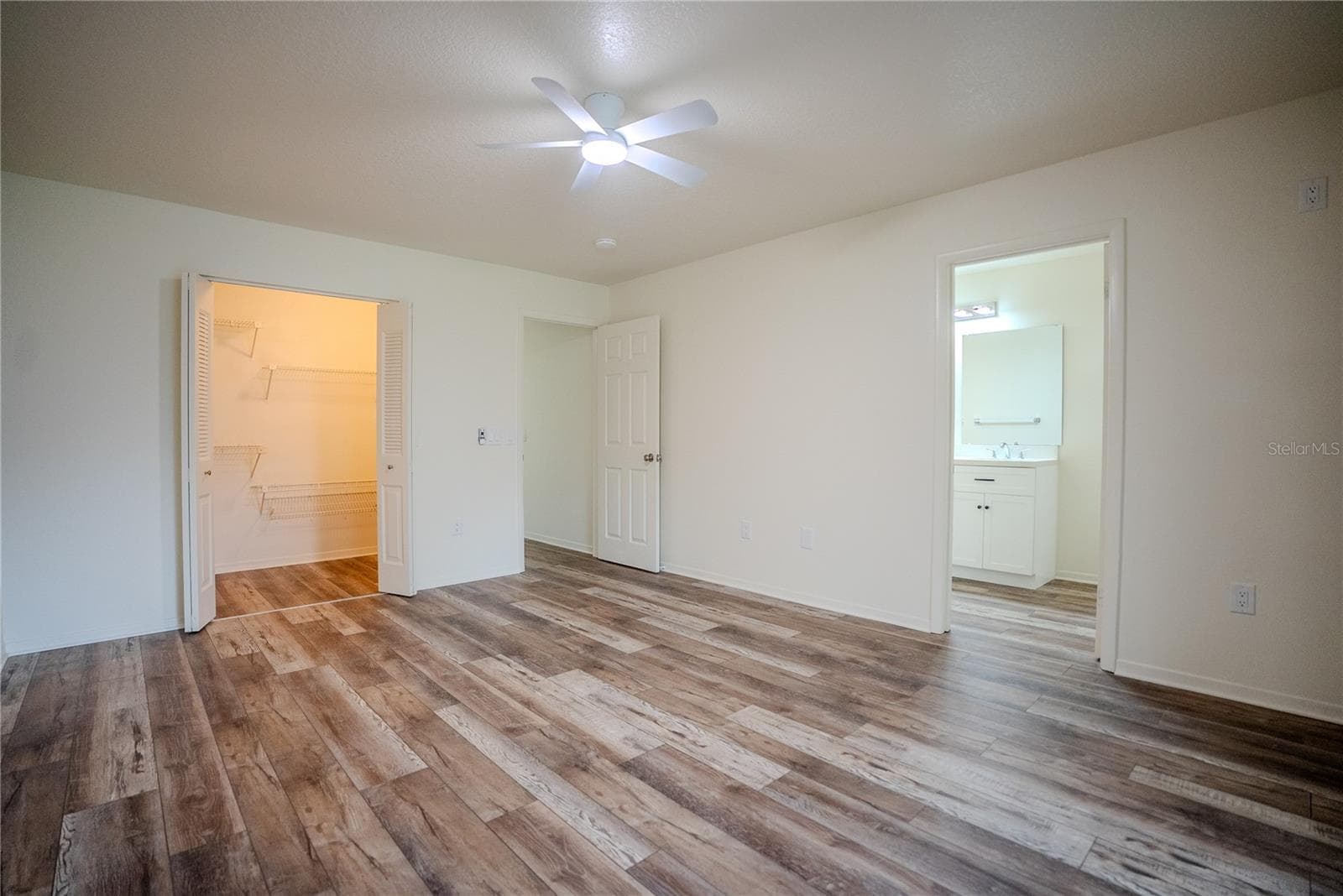 Single Family Residence at 3947 CYPRESS LNDG W, WINTER HAVEN, photo 13 of 23