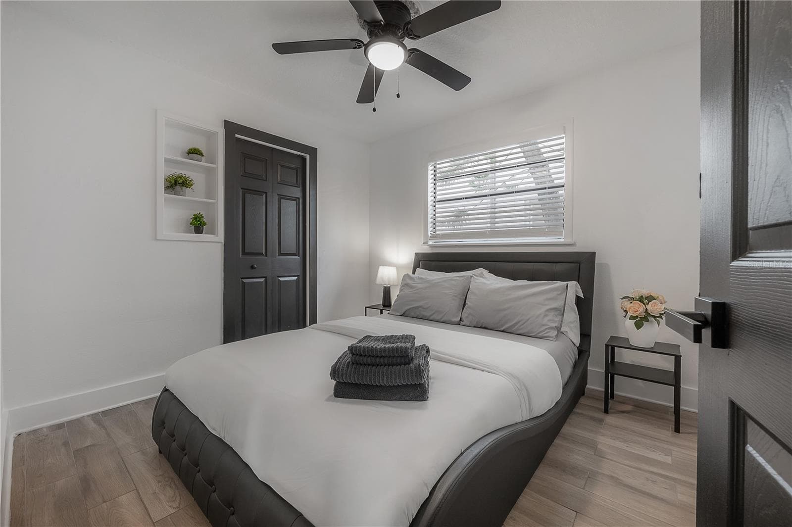 Single Family Residence at 2118 S VENUS ST, TAMPA, photo 19 of 24