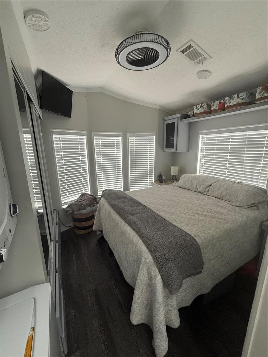 Manufactured Home at 6624 BONITA VISTA CT, LAND O LAKES, photo 6 of 11