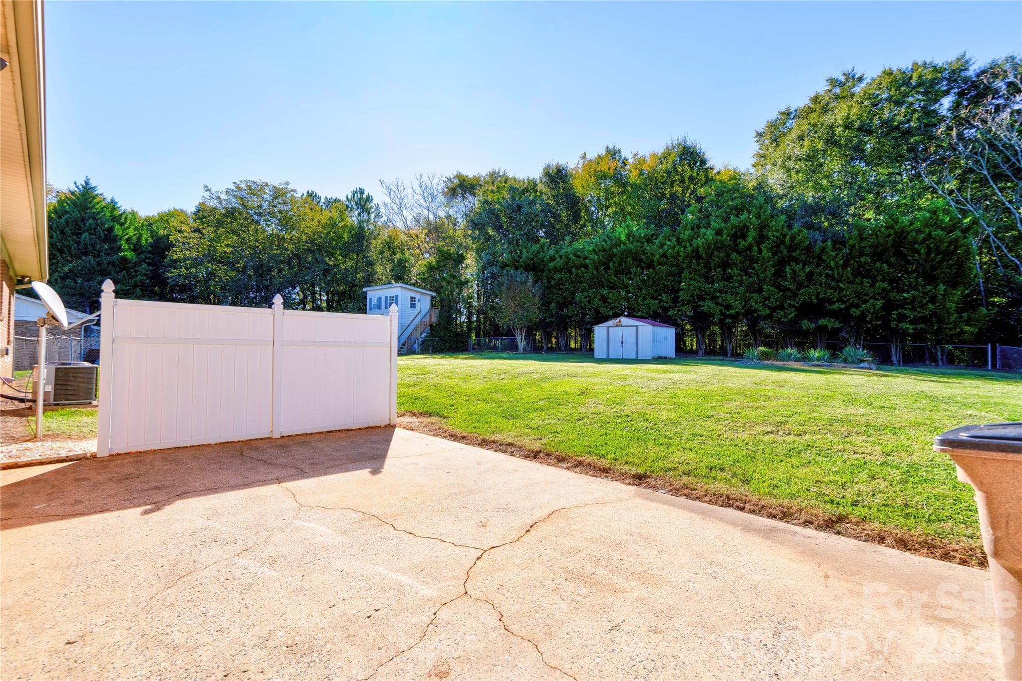Back Patio/Yard - 1606 Spangler Drive, Shelby