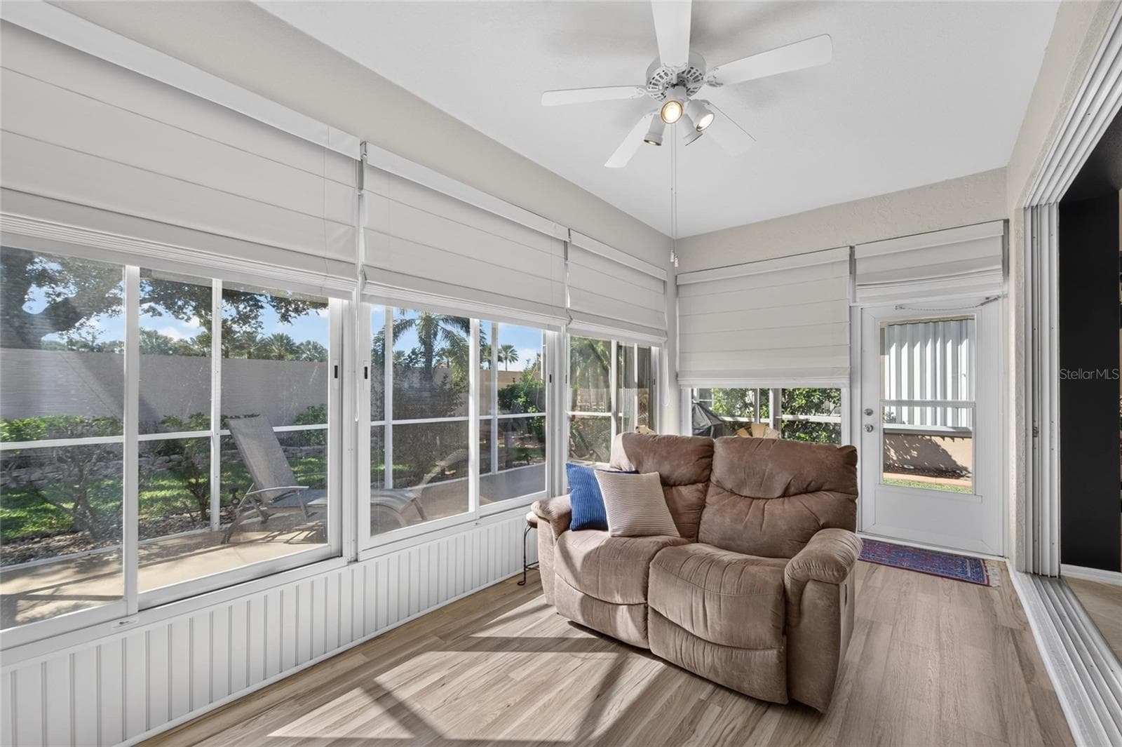 Single Family Residence at 174 BRAEMAR AVE, VENICE, photo 16 of 99