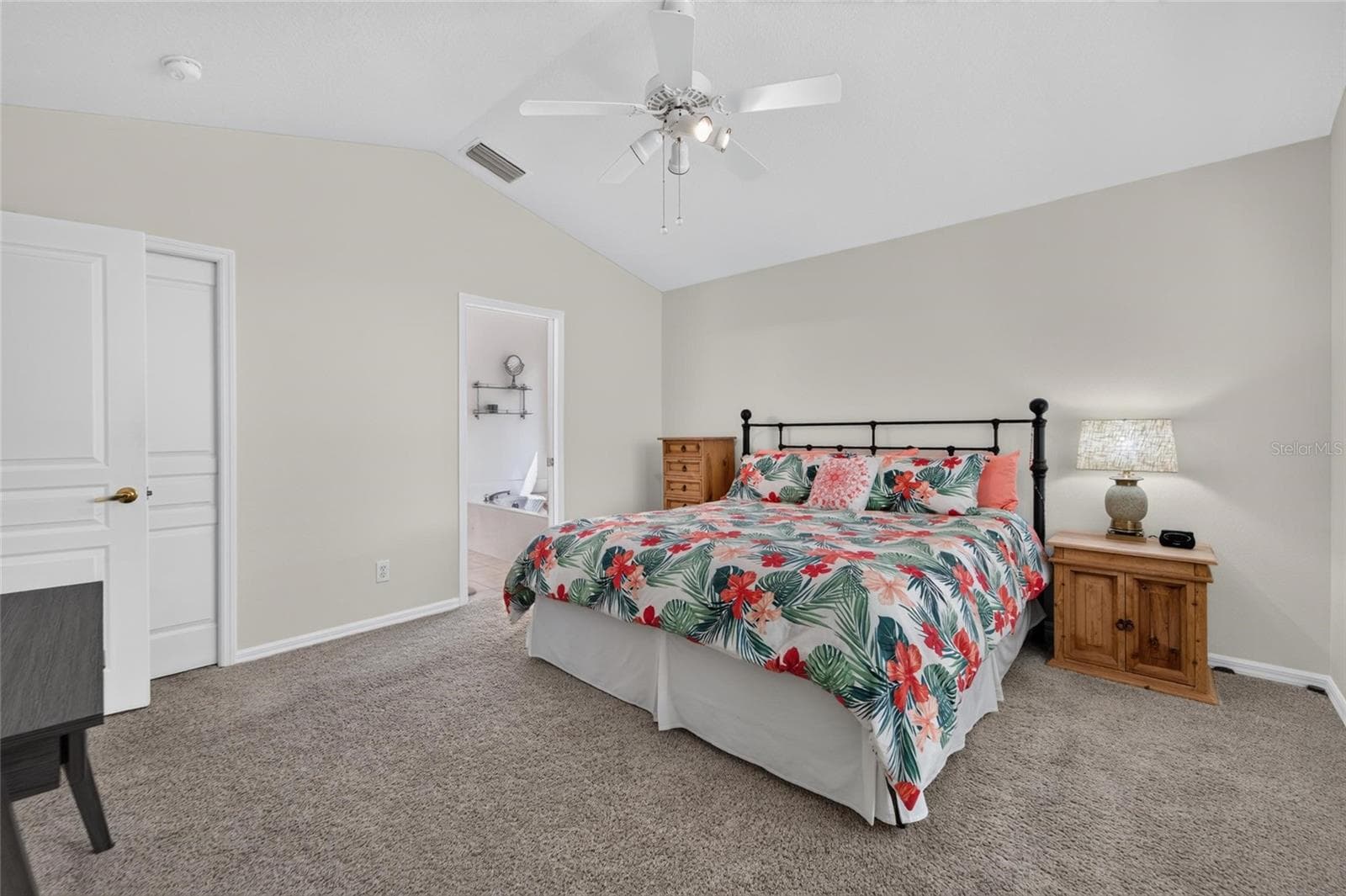 Single Family Residence at 174 BRAEMAR AVE, VENICE, photo 42 of 99