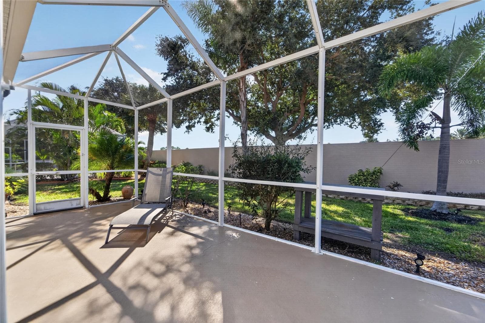 Single Family Residence at 174 BRAEMAR AVE, VENICE, photo 91 of 99