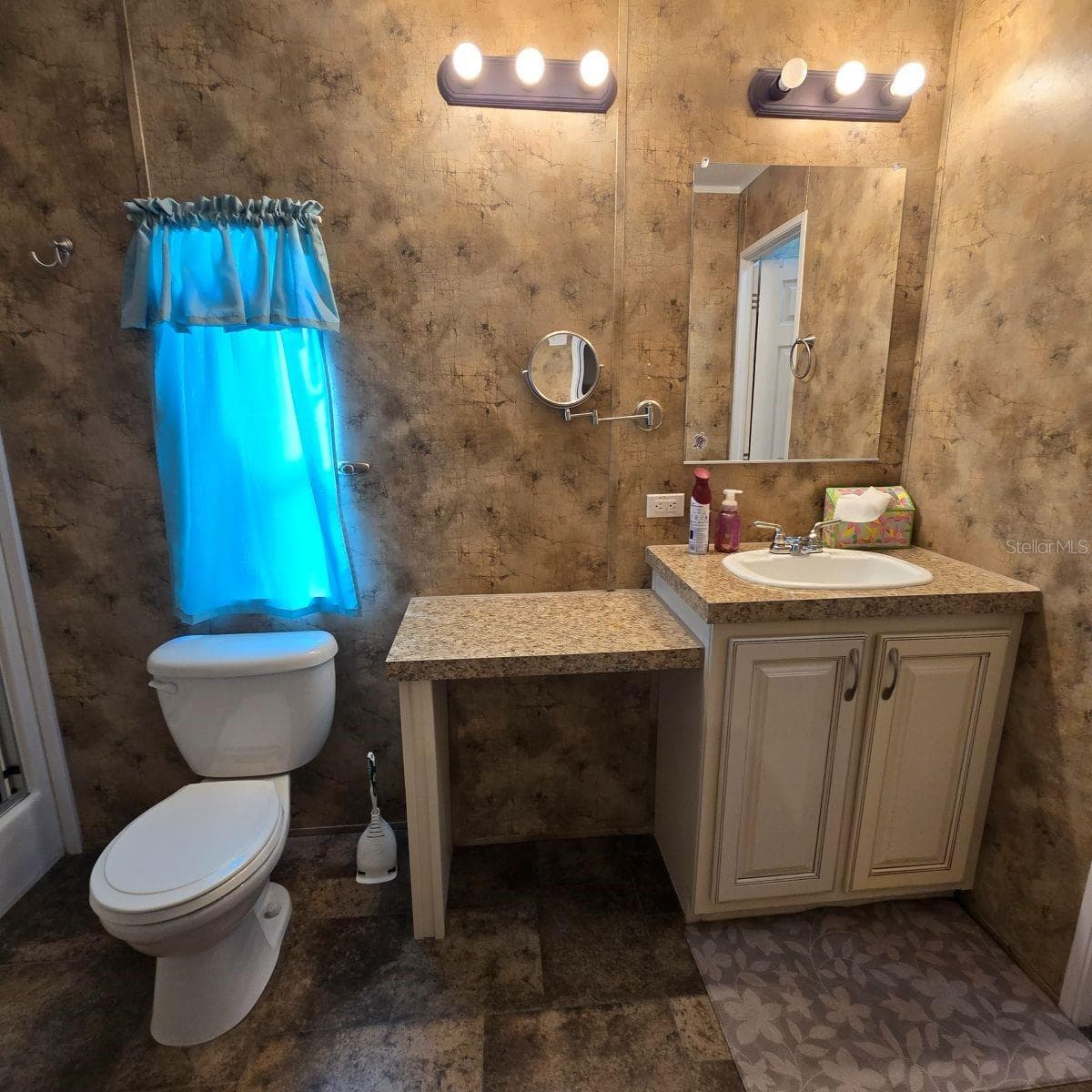 Primary Bath - 9837 SE 160TH LN, SUMMERFIELD